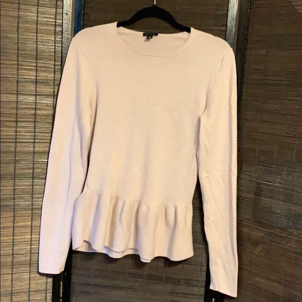 Waist slimming bottom flare top